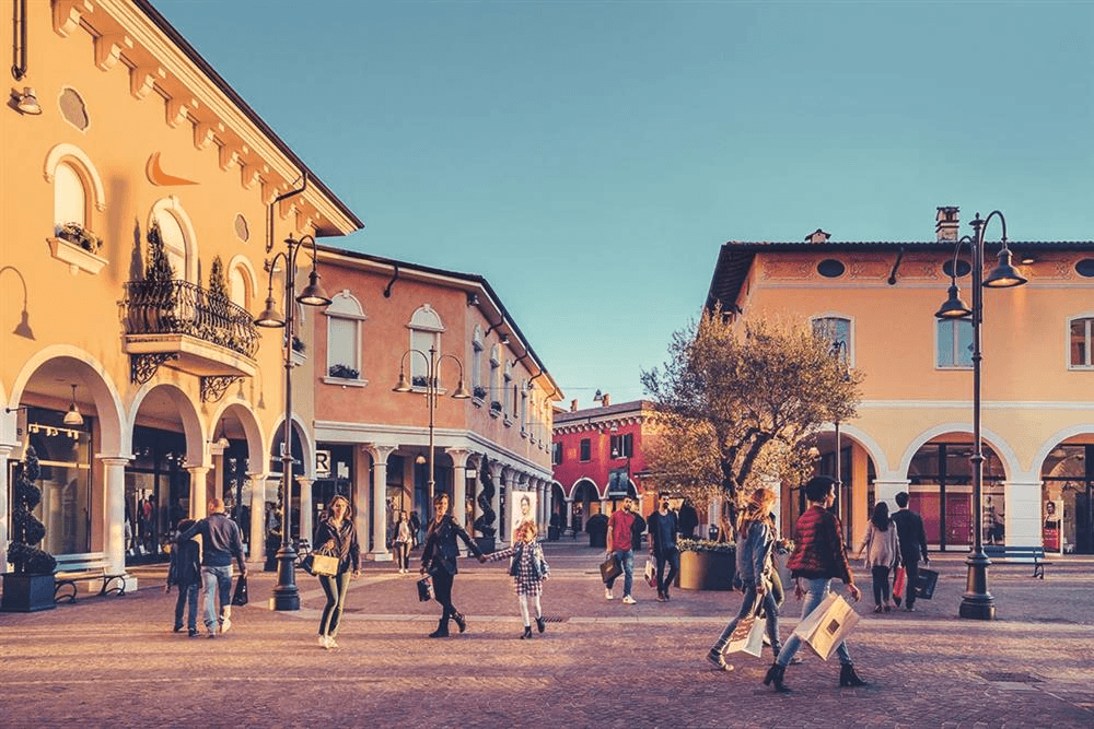 Mantova Village