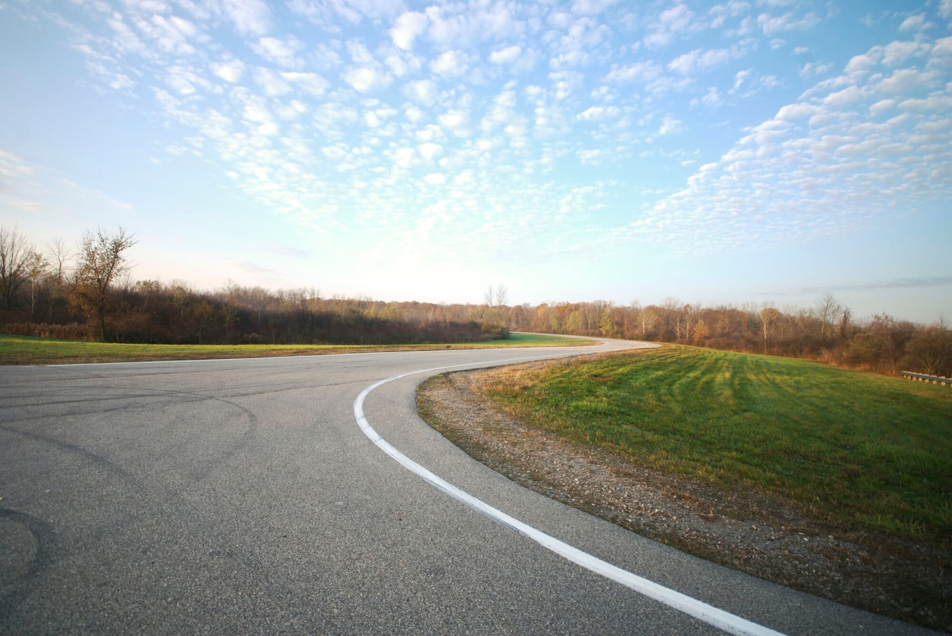 Photo of an empty road in the countryside.