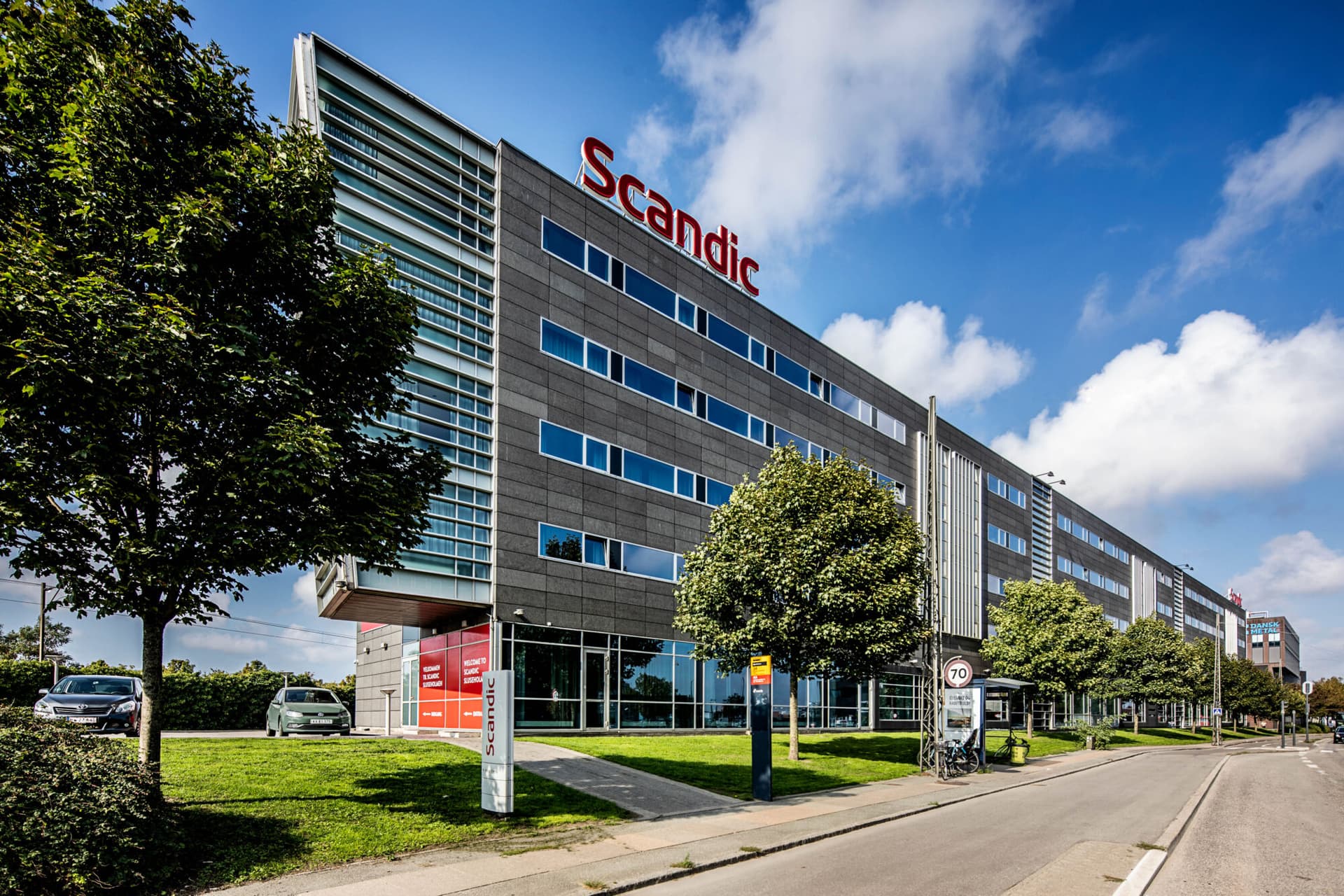 Image of the exterior of Scandic Sluseholmen.