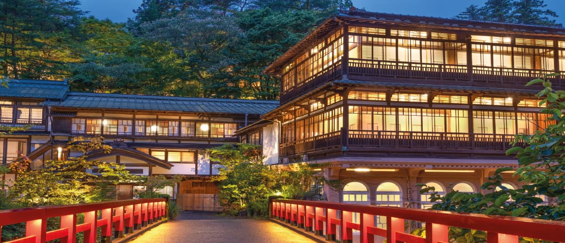 Image of Japanese style buildings, representing the Japanese real estate sector.