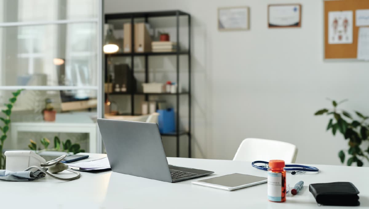 Telehealth, computer, doctor, desk, medical office building, T5